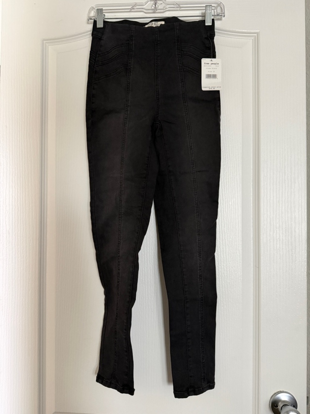 New Free People Black Skinny High-Rise Jeans with Seam Paneling Sz 25.